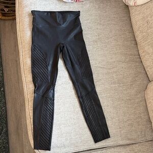 SPANX Classic Black Leggings